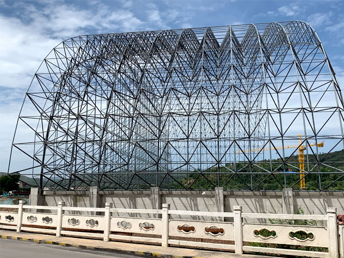 临汾山寨矿储煤棚网架